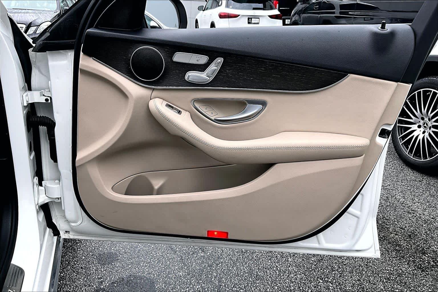 Used 2019 Polar White Mercedes-Benz C 300 image 22