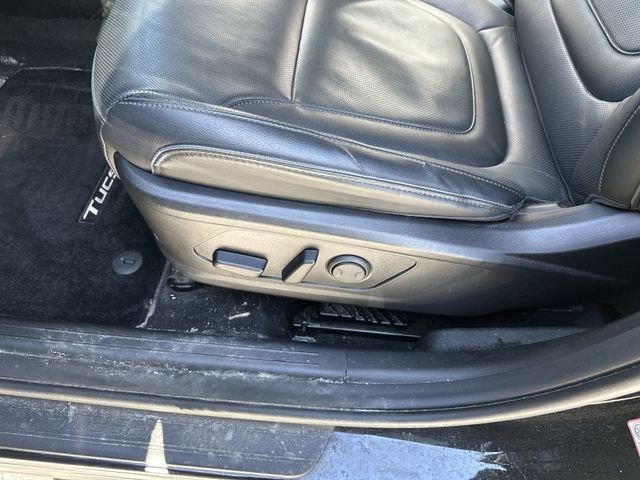 Used 2023 Black Hyundai Limited image 14