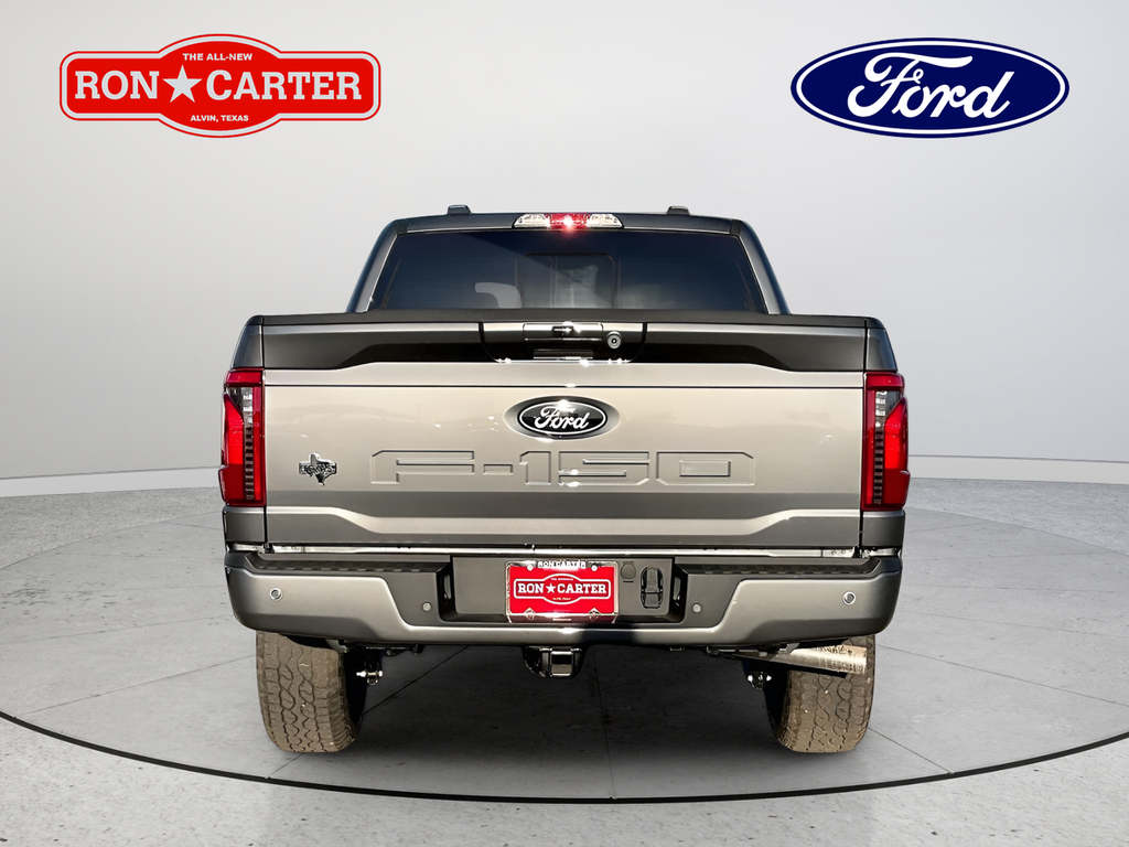 New 2026 Carbonized Gray Metallic Ford XLT image 4