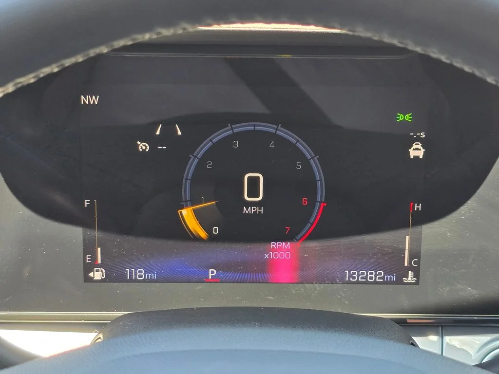 Used 2025 Gray Chevrolet LT image 30