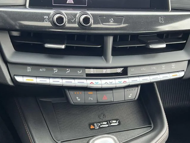Used 2021 Black Cadillac Sport image 27