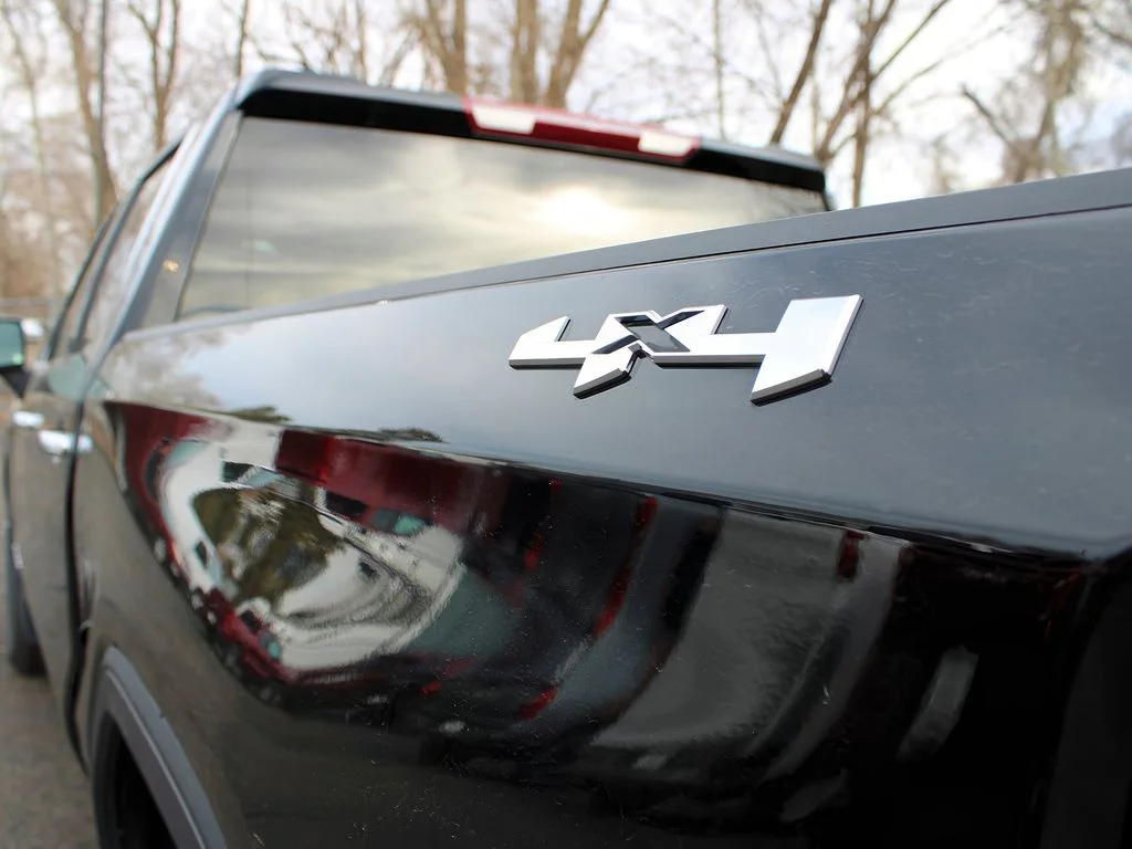2024 GMC Sierra 1500 SLT - Photo 36