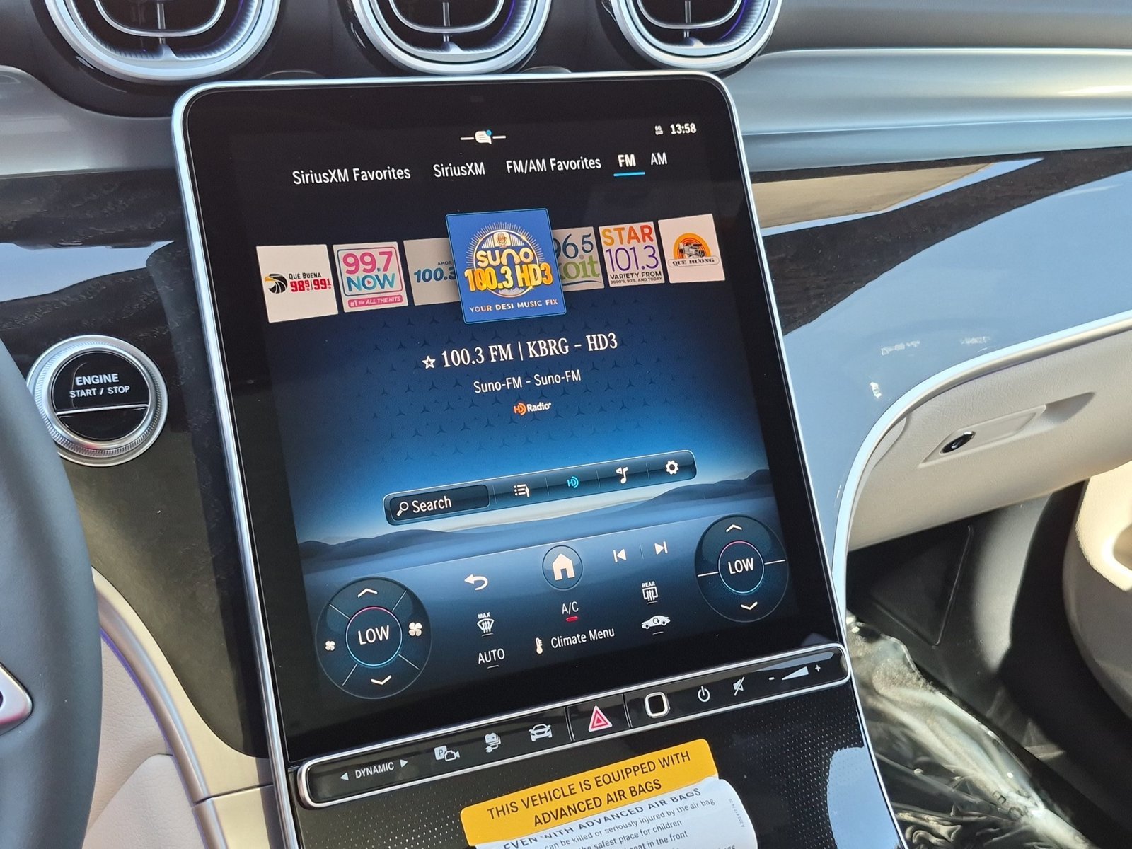 New 2027 Polar White Mercedes-Benz GLC 350e image 12