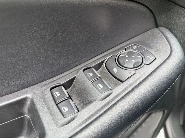 Used 2022 Gray Ford SEL image 13