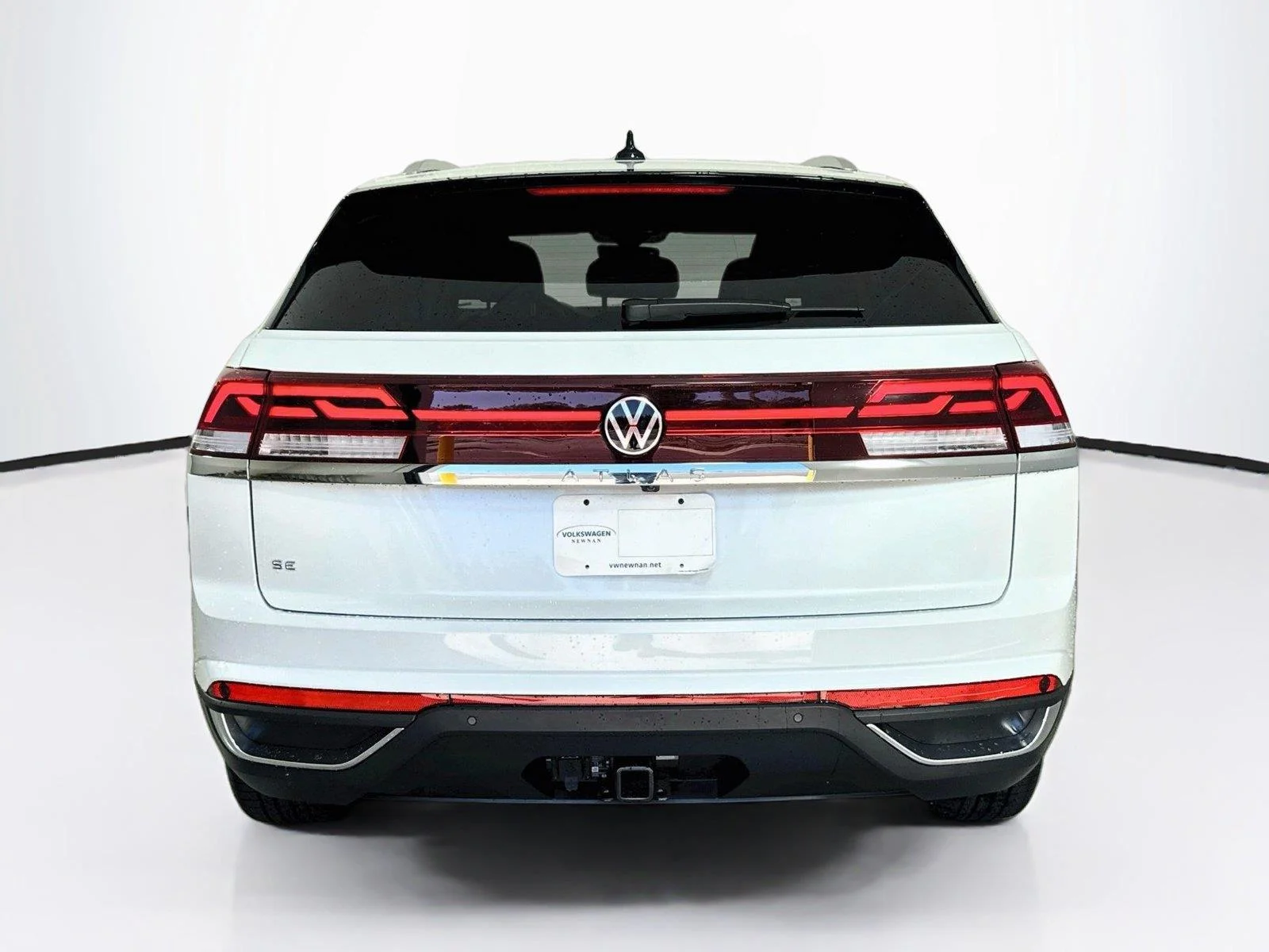 New 2026 Opal White Pearl Volkswagen 2.0T SE w/Technology image 5