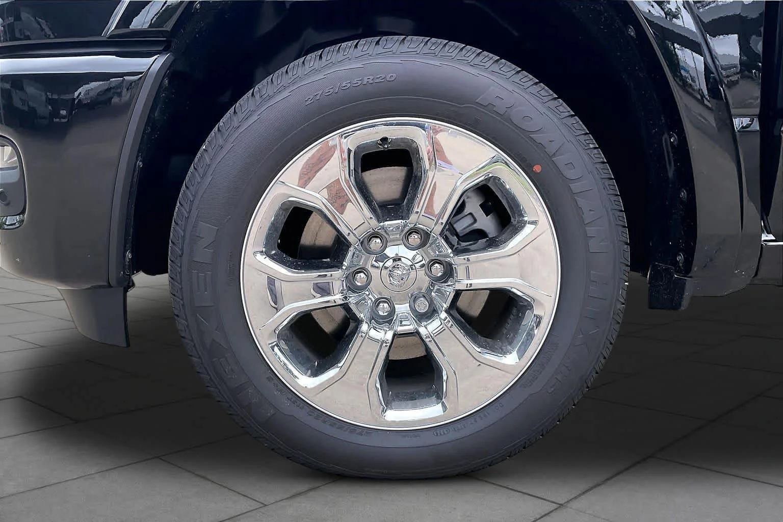 New 2026 Diamond Black Crystal Pearl-Coat Exterior Paint RAM Big Horn image 11