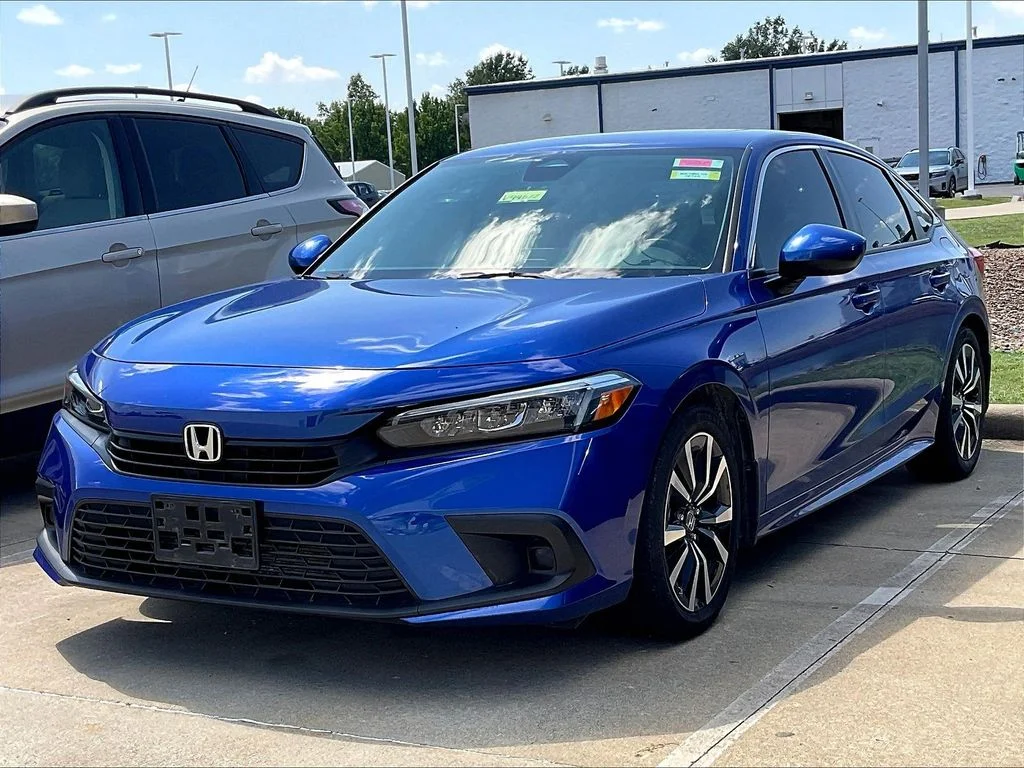 Used 2022 Blue Honda EX image 4
