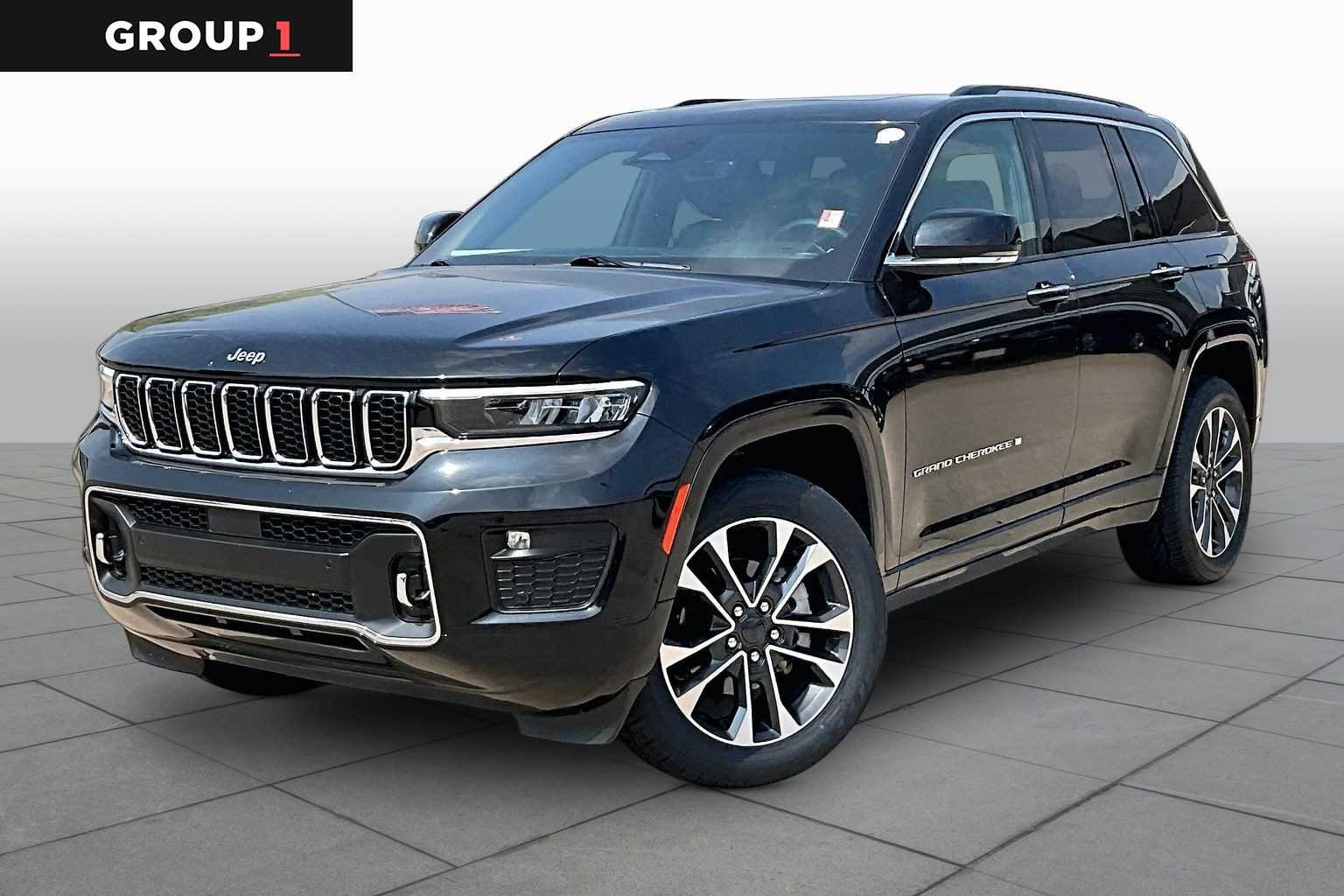 2022 Jeep Grand Cherokee Overland's photo