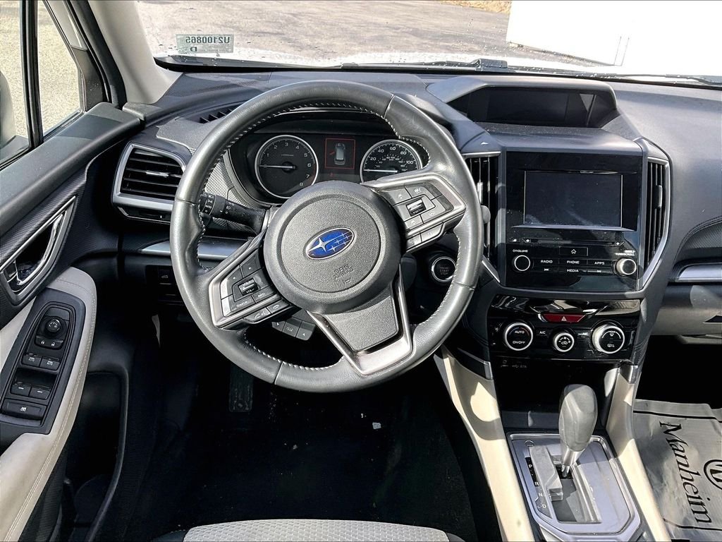 Used 2023 Crystal White Pearl Subaru Premium image 17