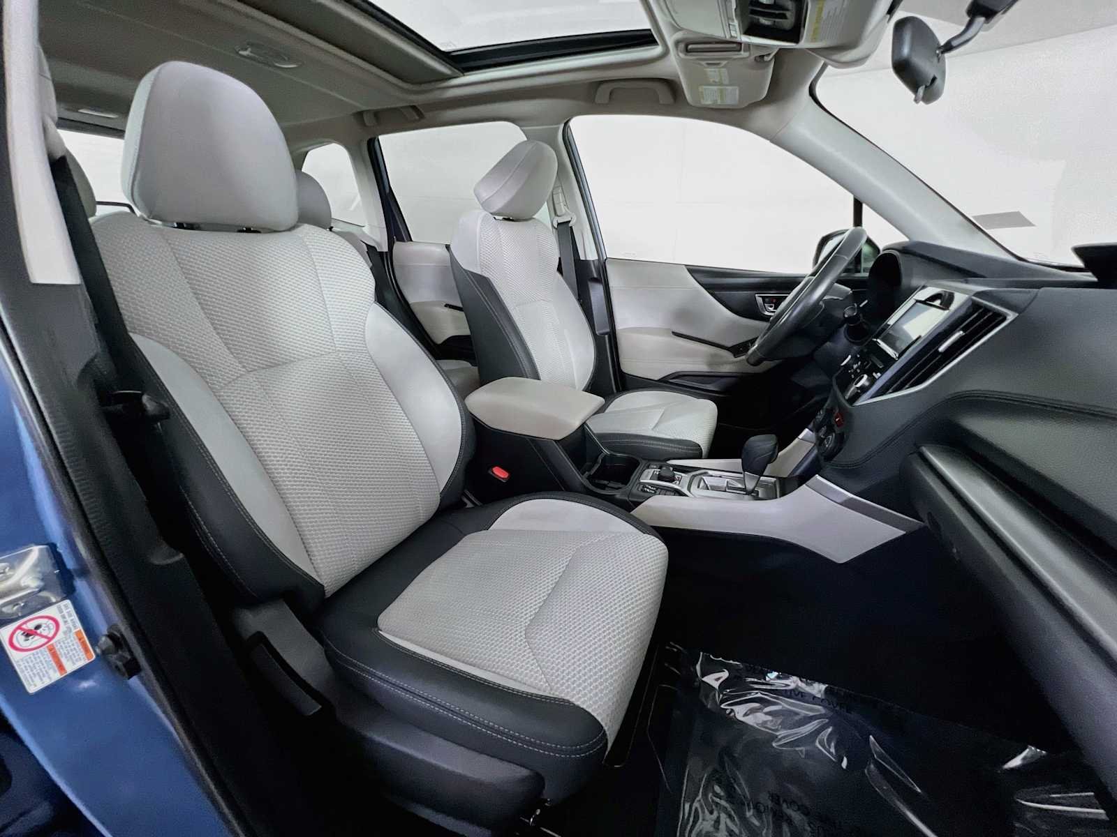 Used 2019 Horizon Blue Pearl Subaru Premium image 29