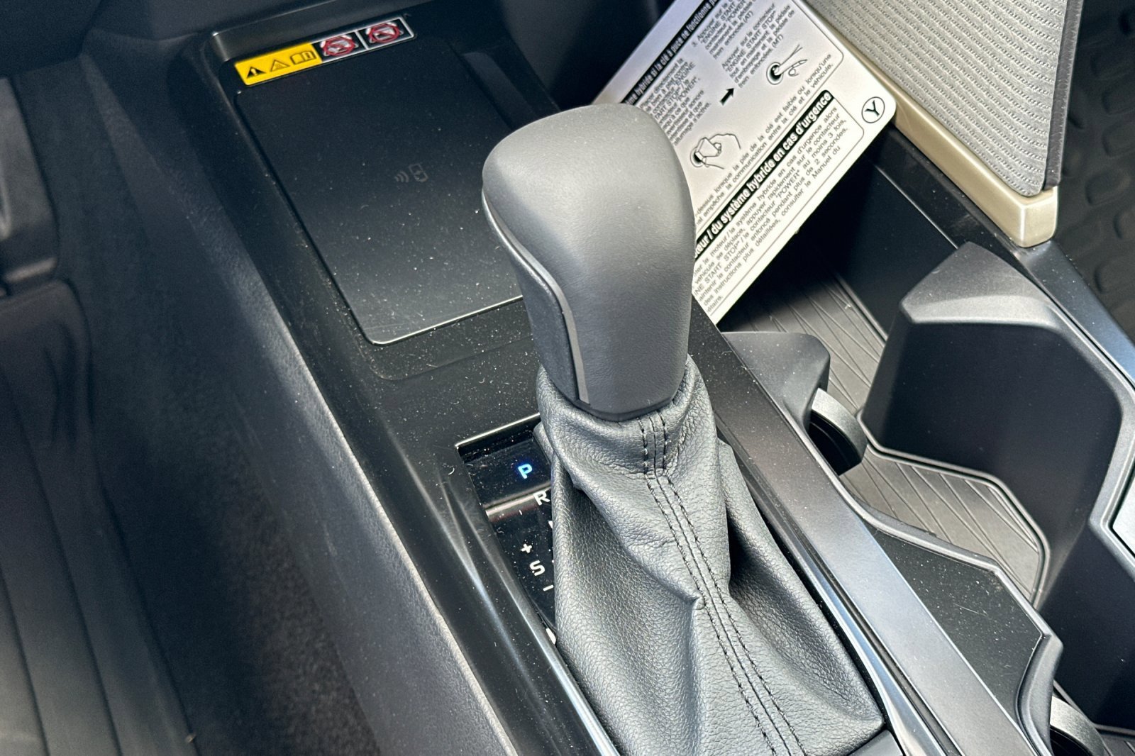 2026 Toyota Camry SE - Photo 20