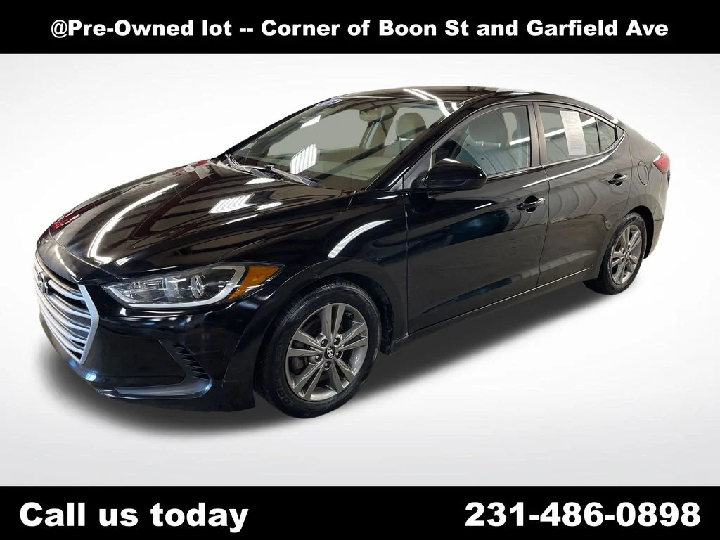 Used 2017 Black Hyundai SE image 1
