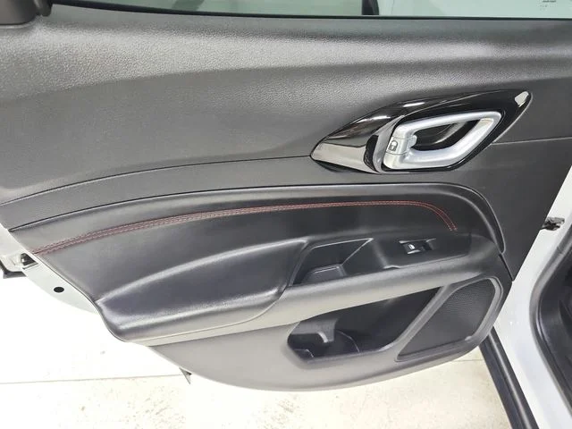 Used 2022 White Jeep Trailhawk image 39
