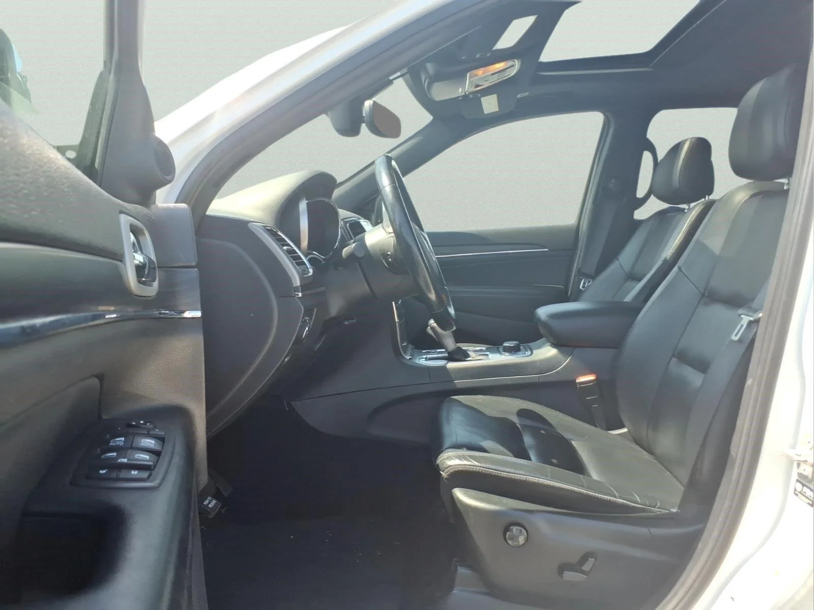 Used 2021 Bright White Clearcoat Jeep Limited image 16