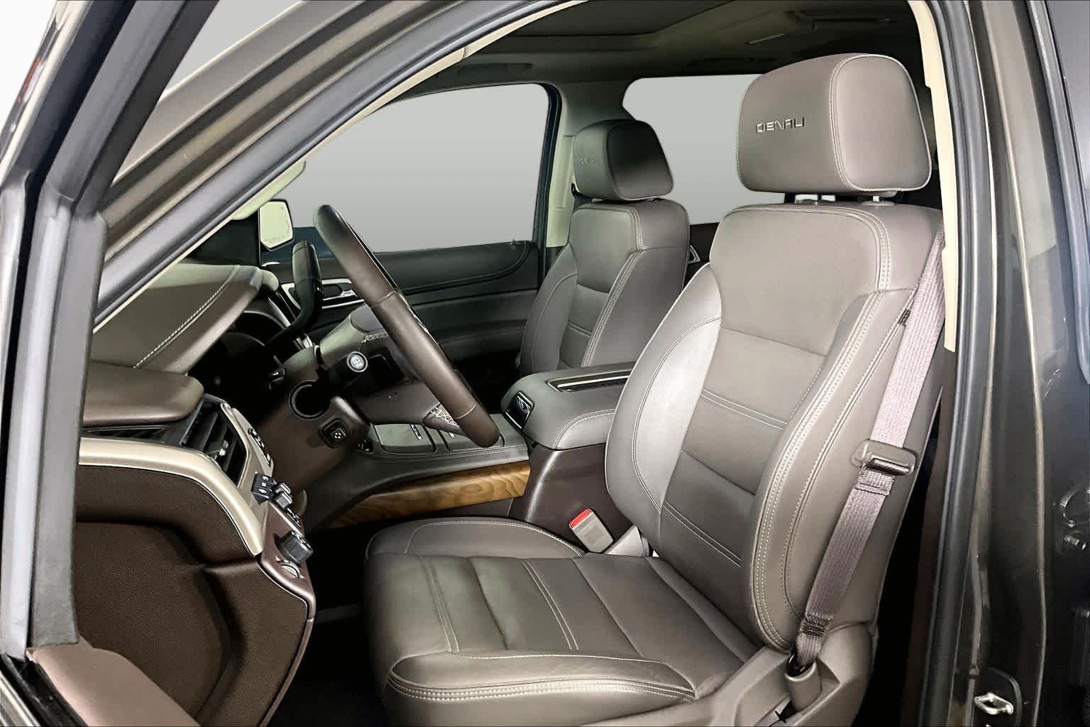 Used 2019 Smokey Quartz Metallic GMC Denali image 8