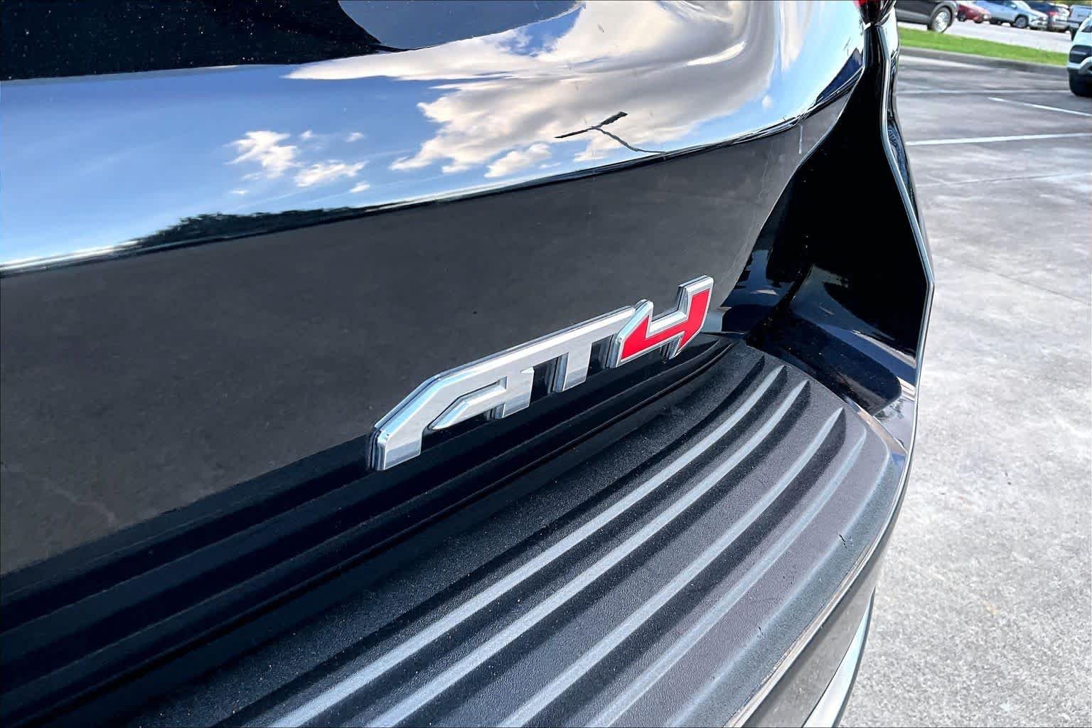 Used 2023 Onyx Black GMC AT4 image 19
