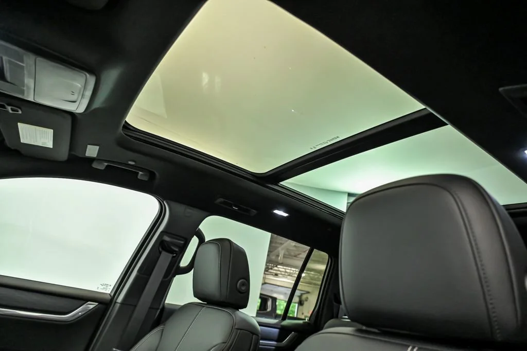 2026 GMC Acadia Elevation - Photo 9