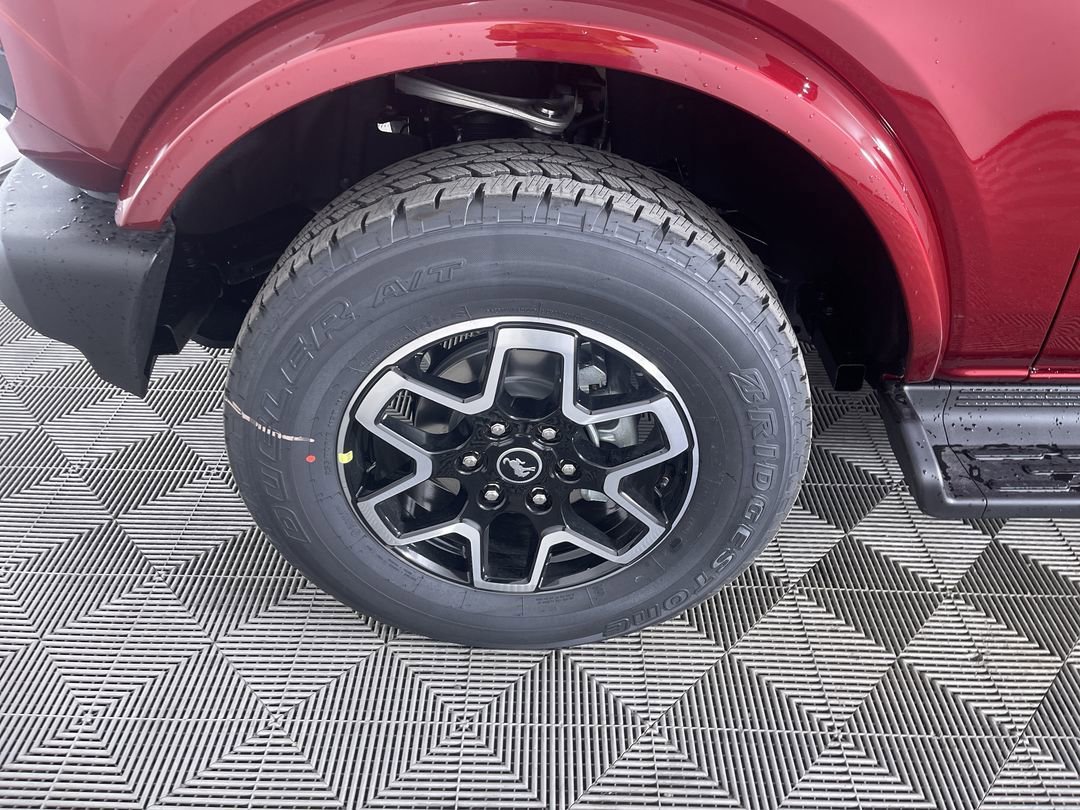 New 2026 Ruby Red Metallic Tinted Clearcoat Ford Outer Banks image 26