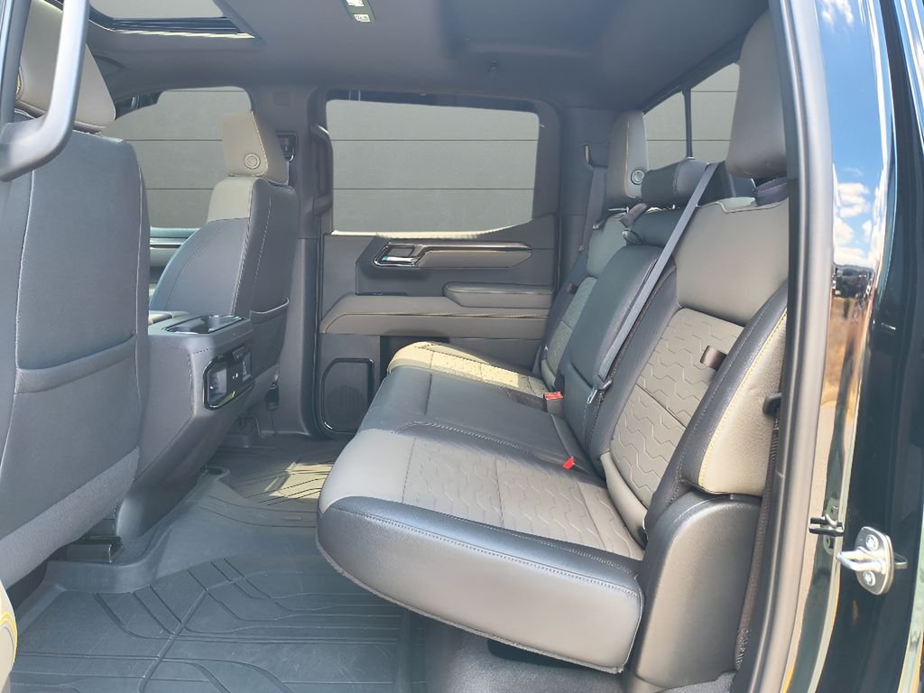 Used 2023 Black Chevrolet ZR2 image 34