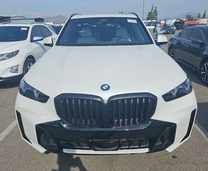 Used 2024 BMW X5 50e with VIN 5UX43EU07R9S42596 for sale in Kansas City