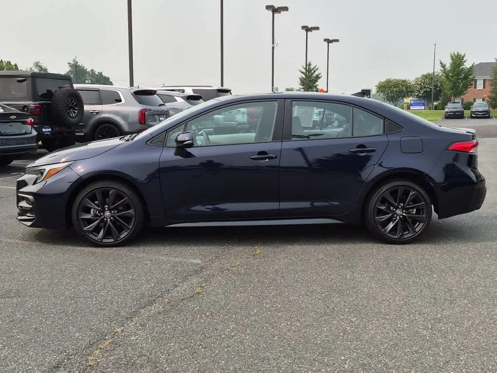 Certified Used 2023 Blueprint Toyota SE image 5