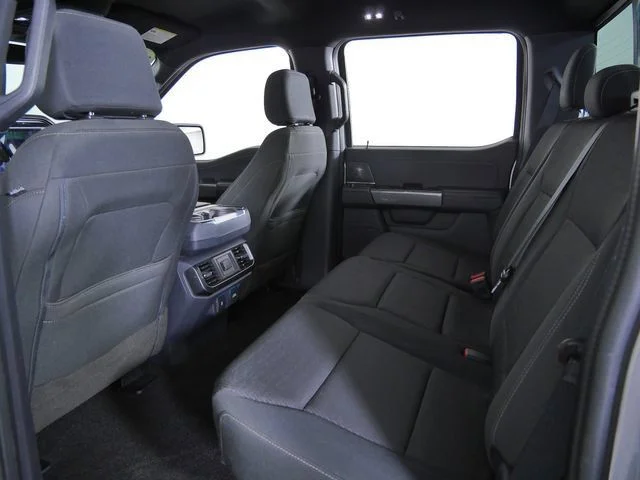 Used 2022 Silver Ford XLT image 19