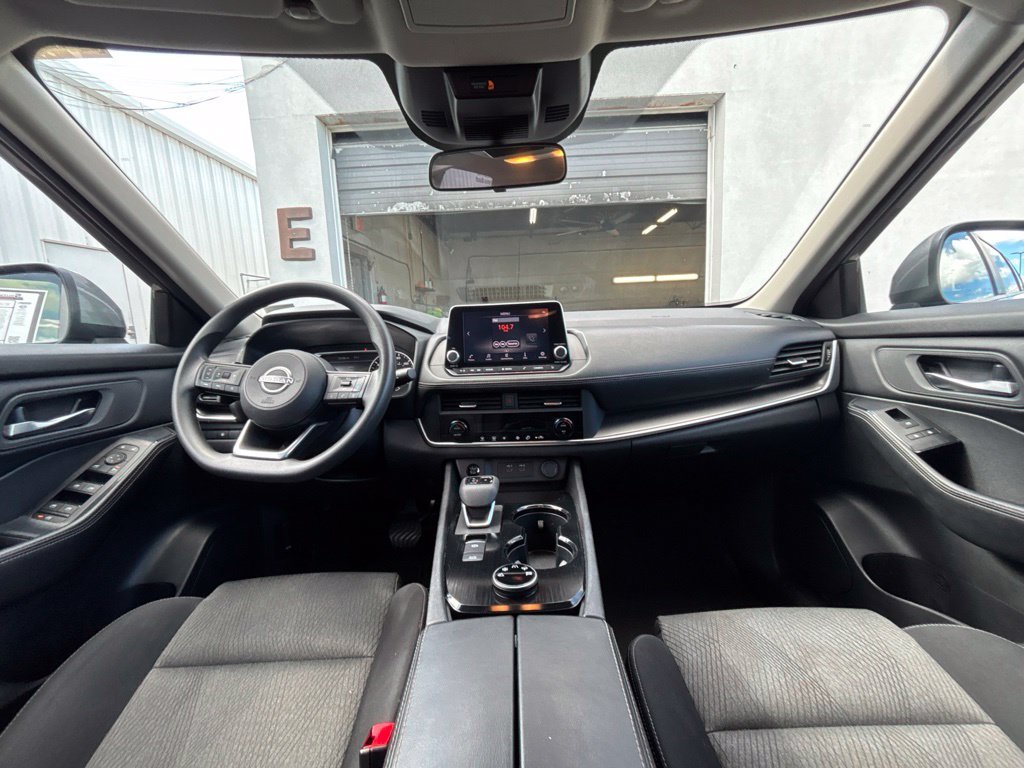 Used 2024 Gray Nissan SV image 19