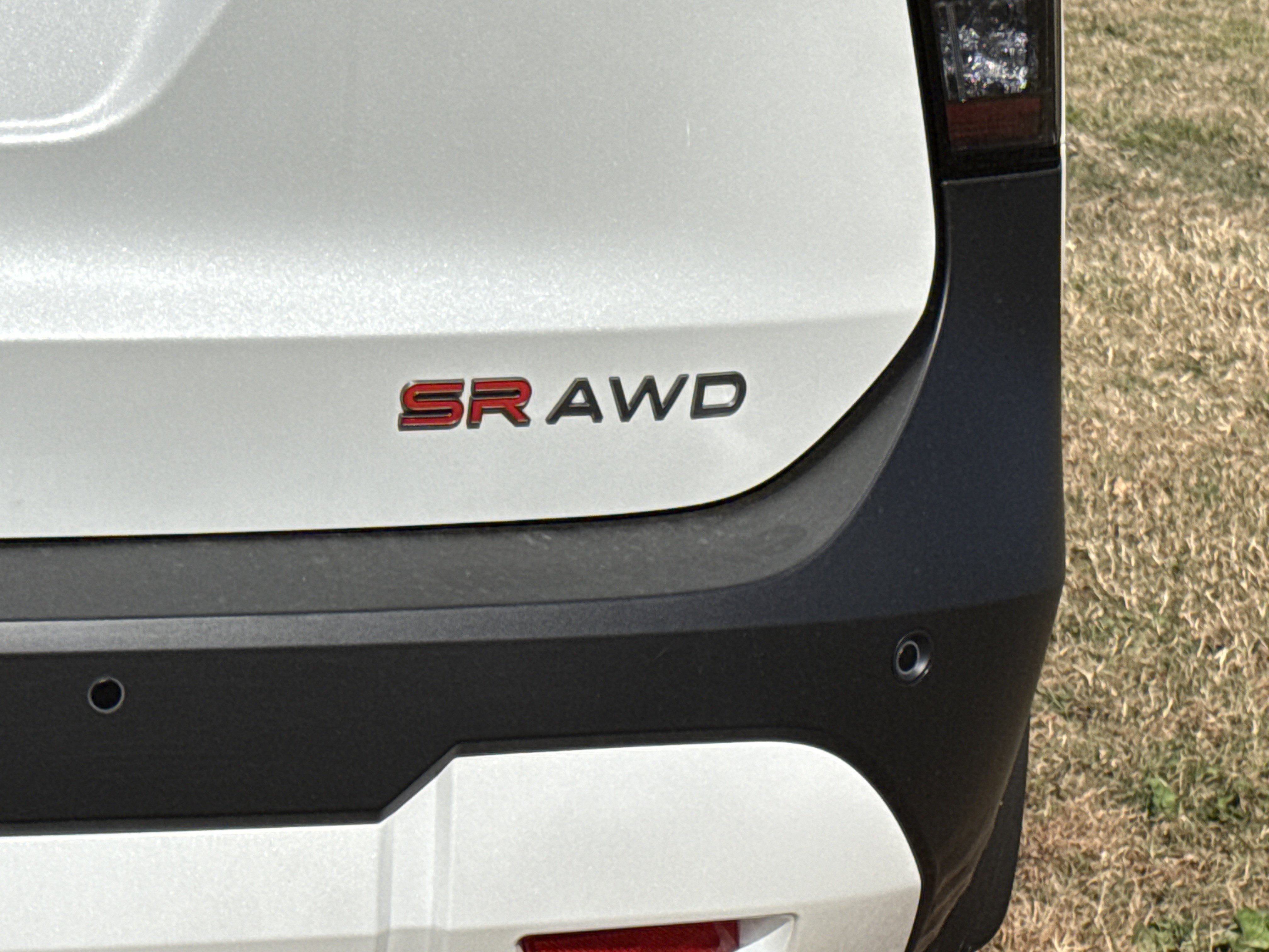 New 2026 Aspen White TriCoat Nissan SR image 9