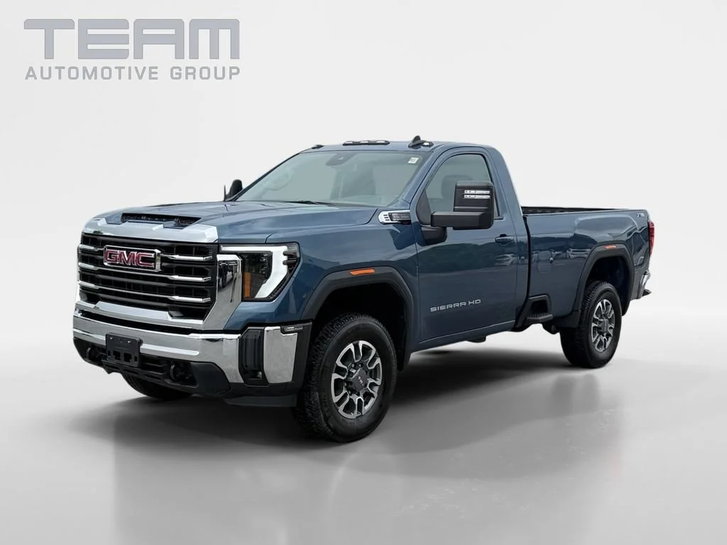 Used 2024 Downpour Metallic GMC SLE image 3