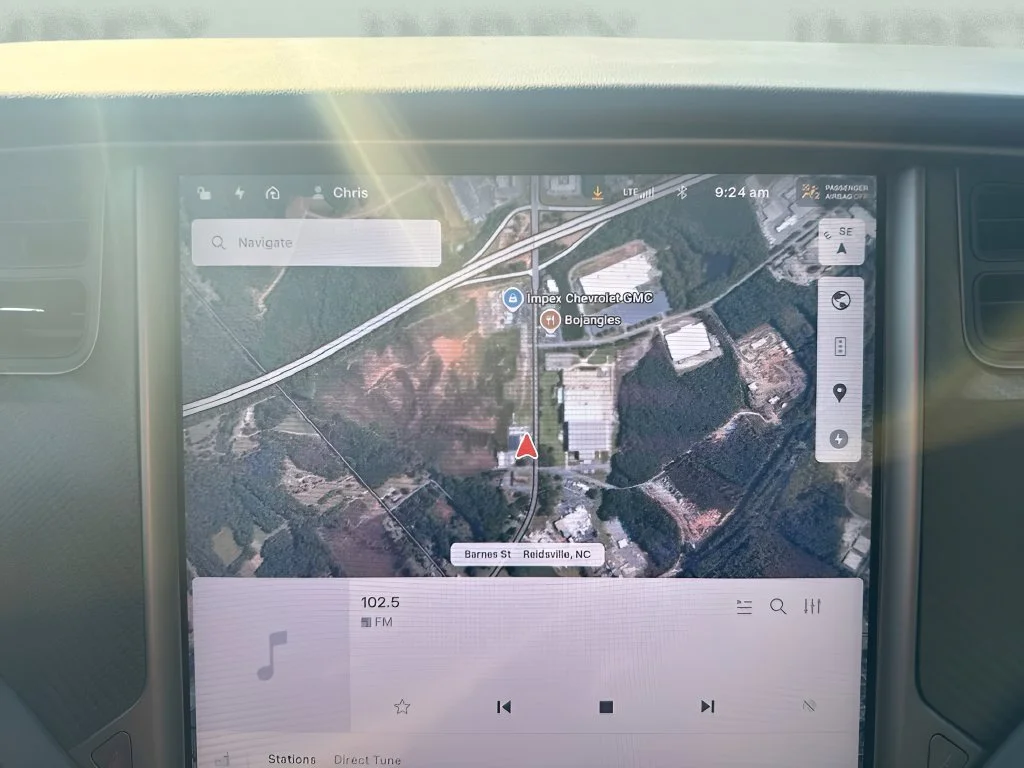 Used 2020  Tesla Performance image 21