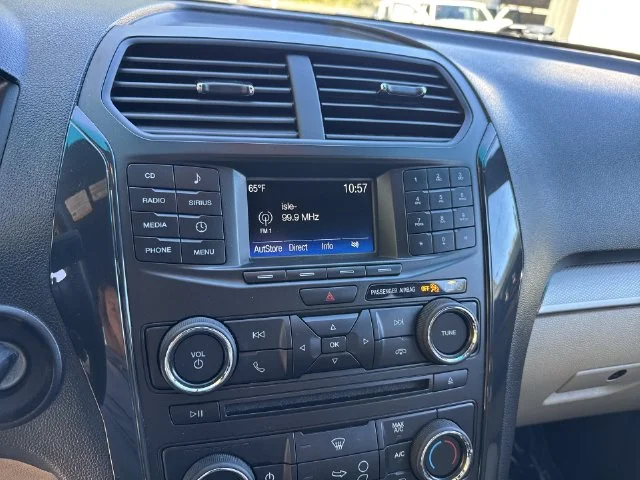 Used 2017 Blue Ford Base image 21