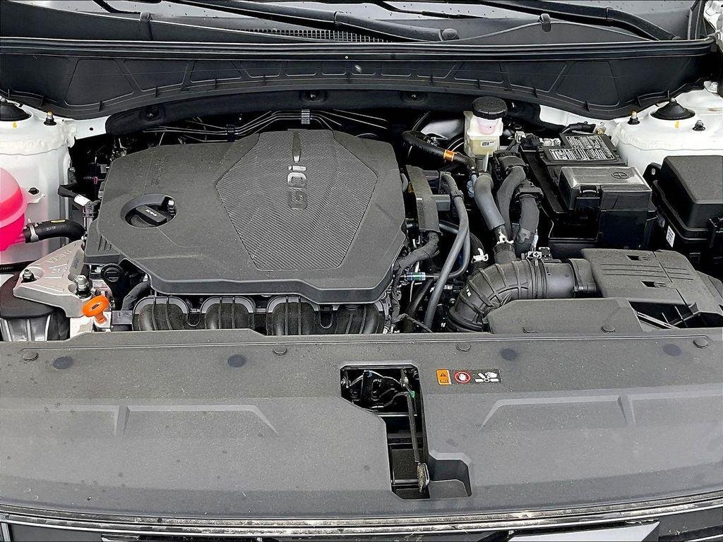 New 2026 White Hyundai SEL AWD image 11