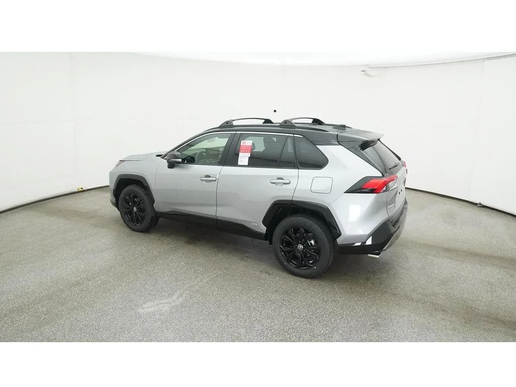 Used 2025 Silver Toyota XSE image 6