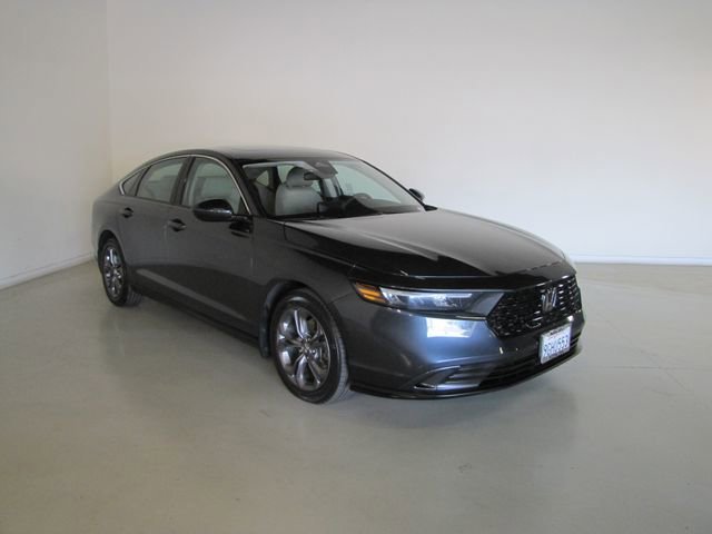 Certified Used 2023 Meteorite Gray Metallic Honda EX image 3
