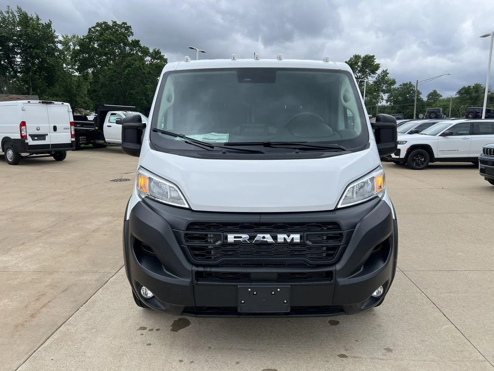New 2026 Bright White Clearcoat Ram Tradesman image 10