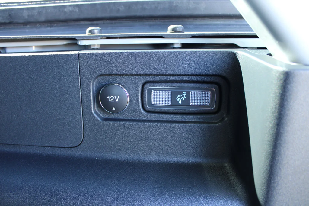 New 2026 Avalanche Gray Ford Outer Banks® image 17