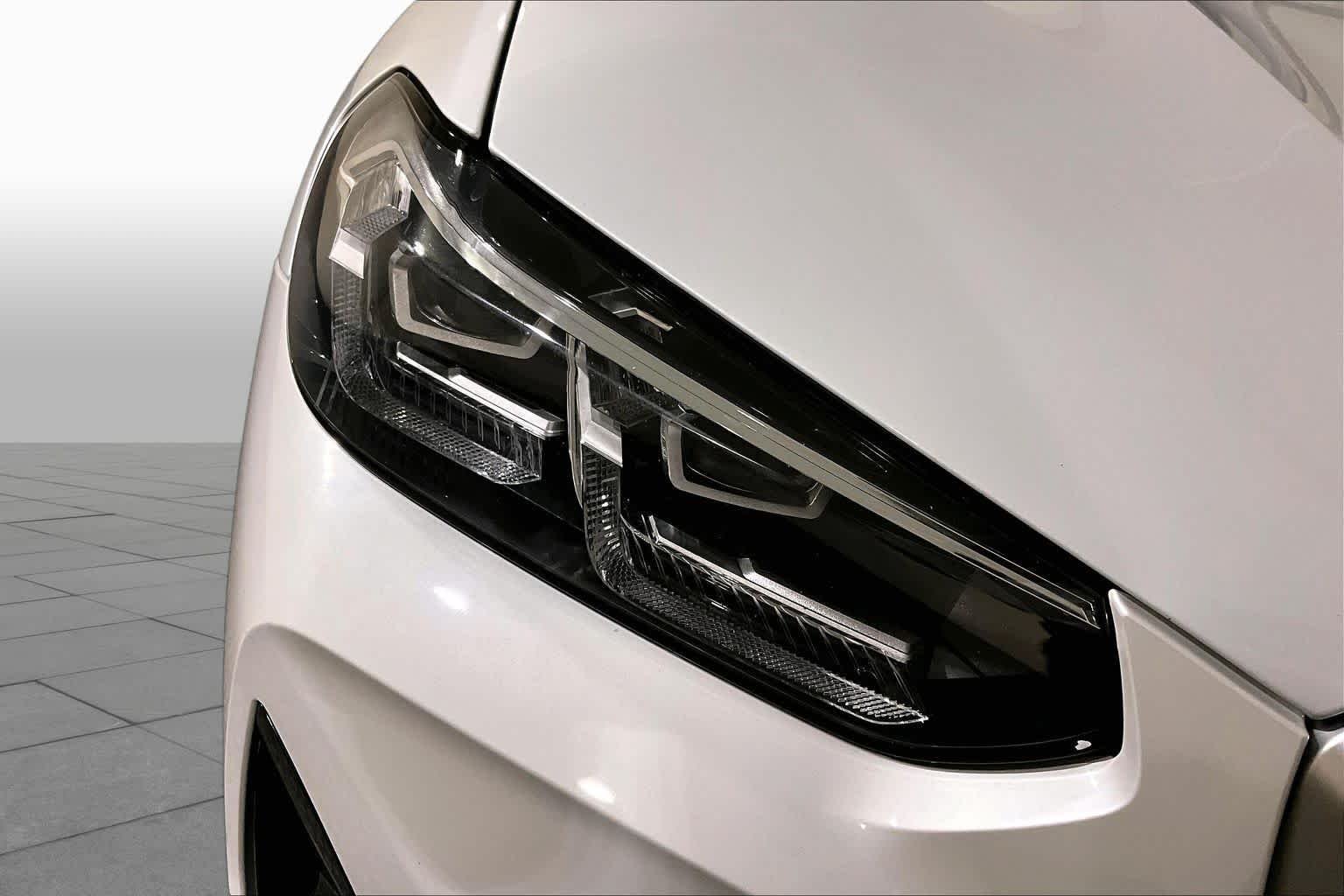 Used 2024 Alpine White BMW xDrive30i image 52