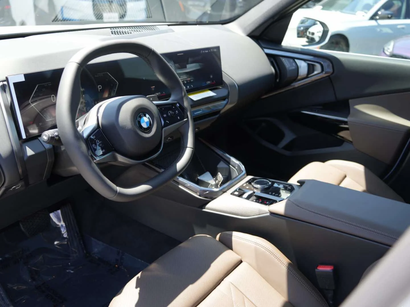 New 2026 Alpine White BMW 30 xDrive image 13