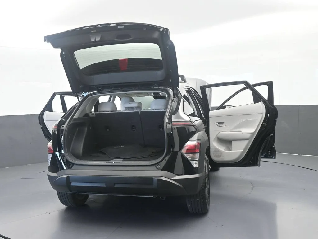 Used 2026 Abyss Black Pearl Hyundai SEL Sport image 71