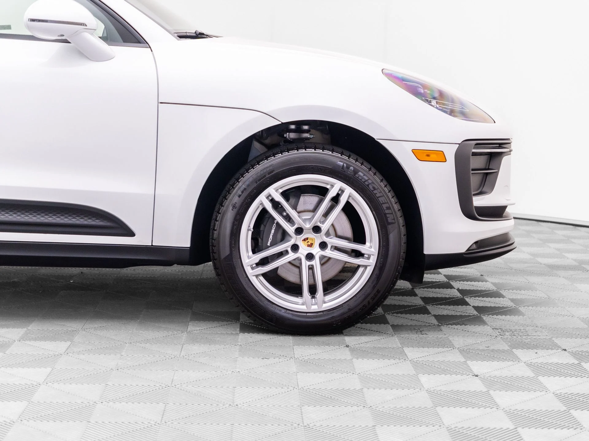 New 2026 White Porsche  image 29