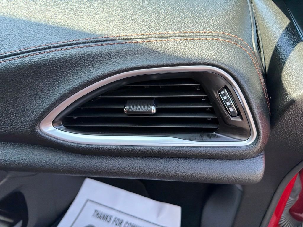 Used 2025 Red Chrysler Pinnacle image 17