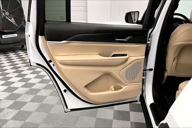 2023 Jeep Grand Cherokee L Limited - Photo 22