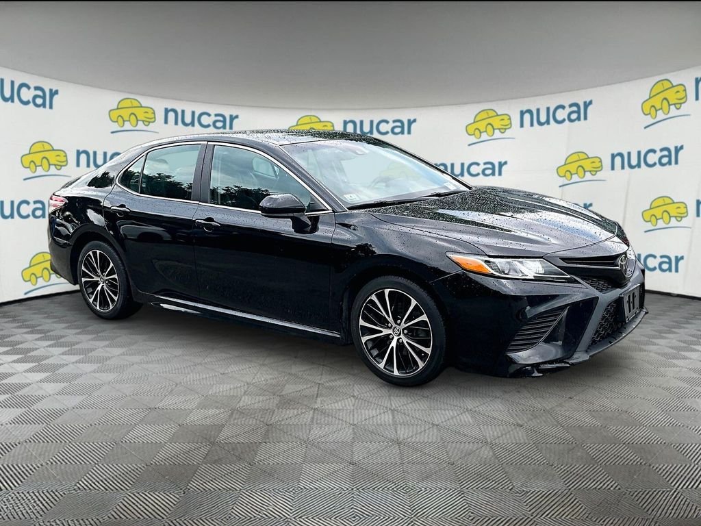 Used 2020 Black Toyota SE image 1