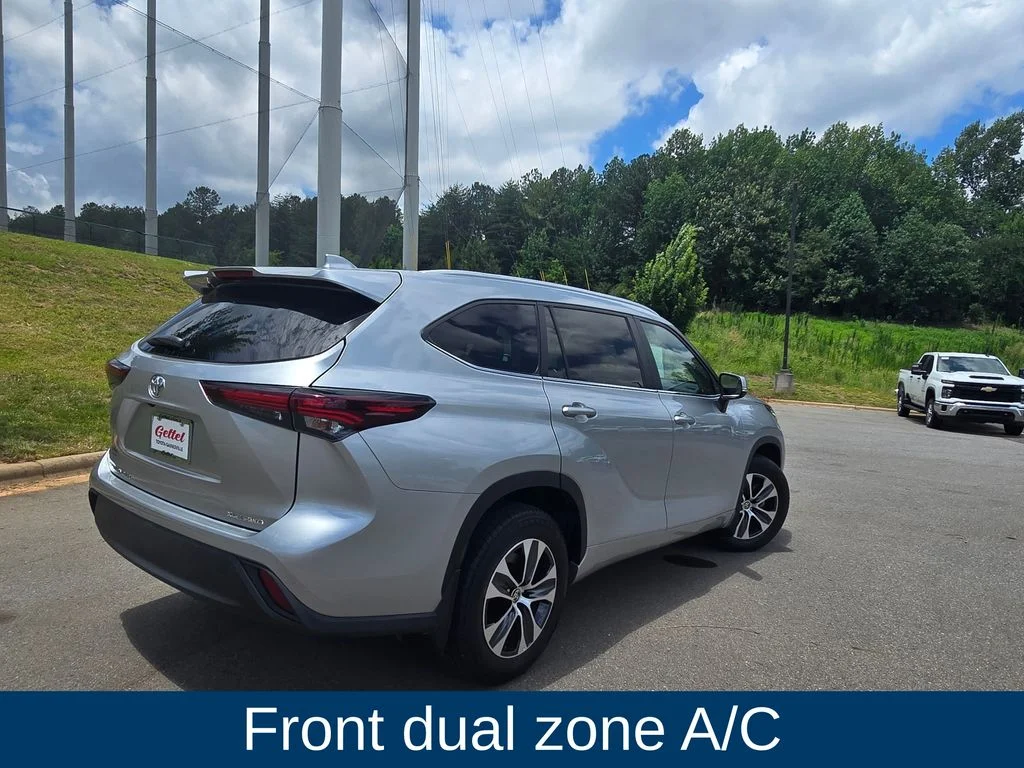 Used 2024 Silver Toyota XLE image 3