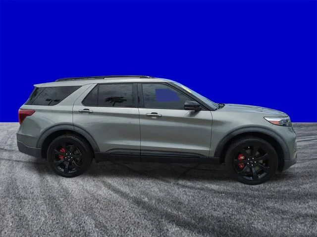 Used 2020 Silver Spruce Metallic Ford ST image 3