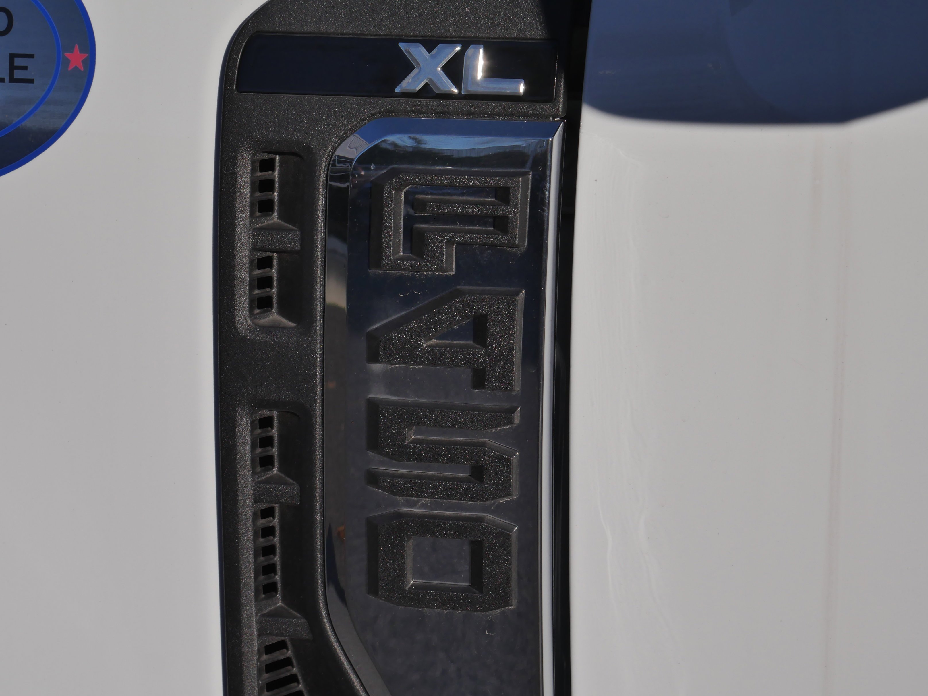 2025 Ford F-450 Super Duty Chassis Cab XL - Photo 13