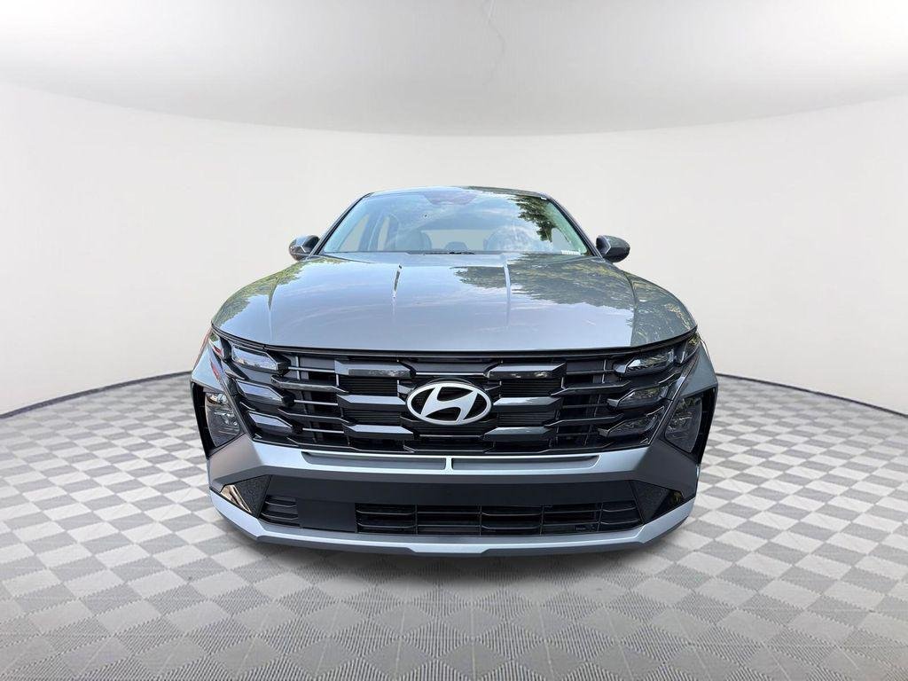New 2026 Gray Hyundai SE FWD image 2
