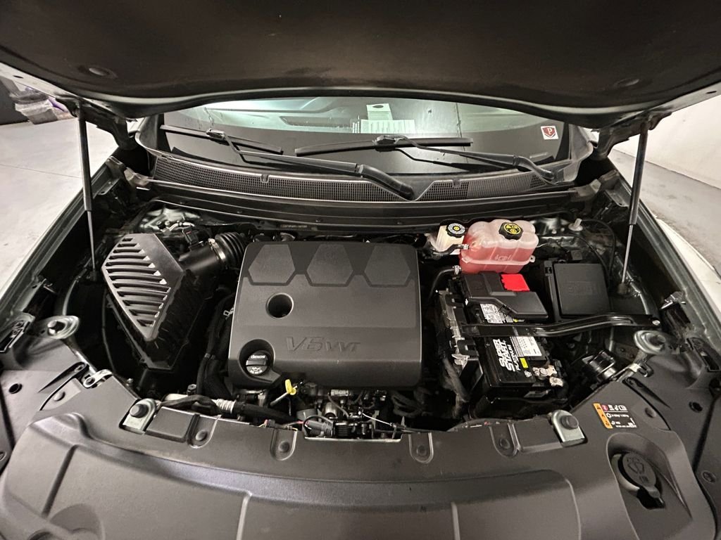 Used 2023 Green Chevrolet LT image 21
