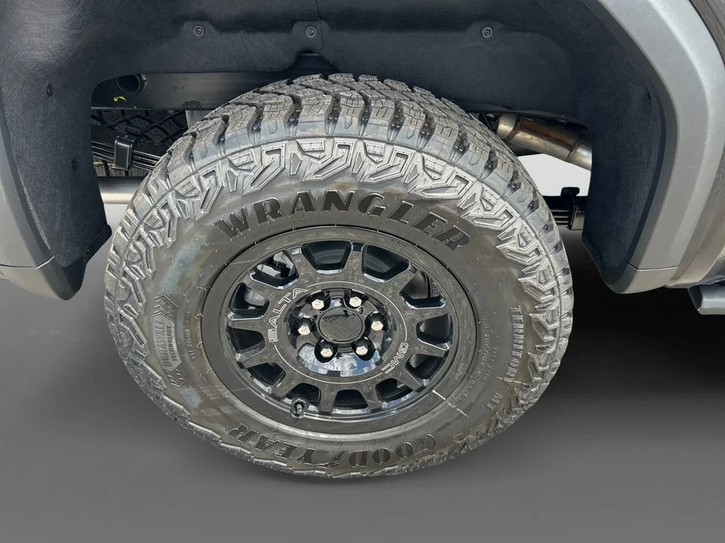 New 2026 Onyx Black GMC AT4X image 14