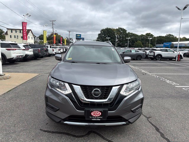 Used 2018 Nissan Rogue SV with VIN KNMAT2MV9JP597008 for sale in East Providence, RI